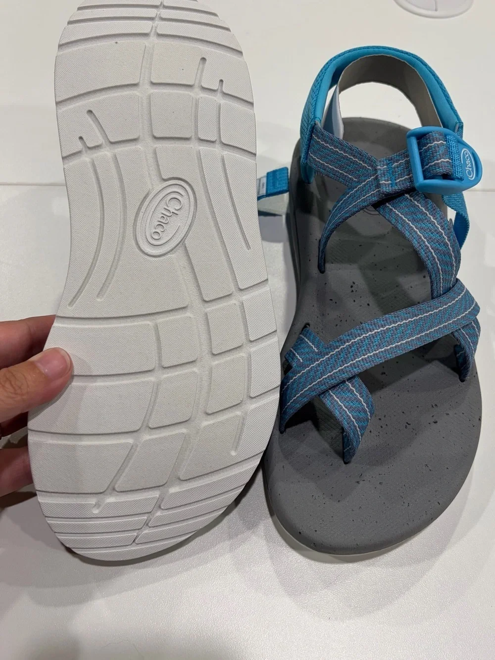 Chaco Women's Size 8 CushZ Toe-Loop Sport Sandals Water Shoes Chacos Blue NWT